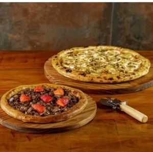 COMBO: Pizza Grande + Pizza Doce Média