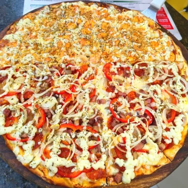 Pizza Suprema Pequena (4 fatias)
