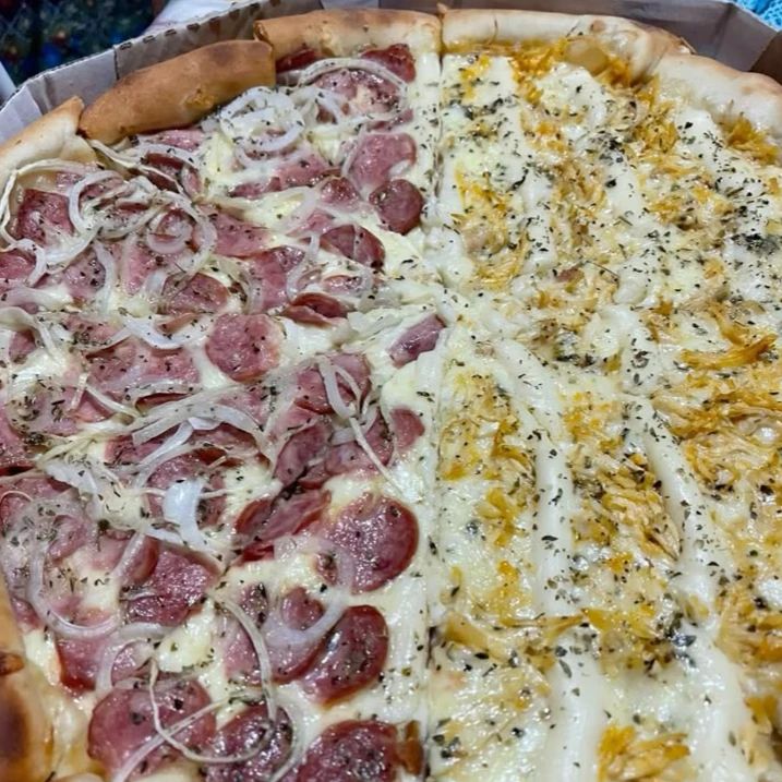 Pizza Família Frango c/ Catupiry meia Calabresa