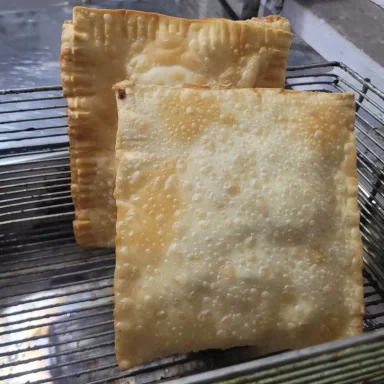 Pastel de Carne do Sol c/ Catupiry